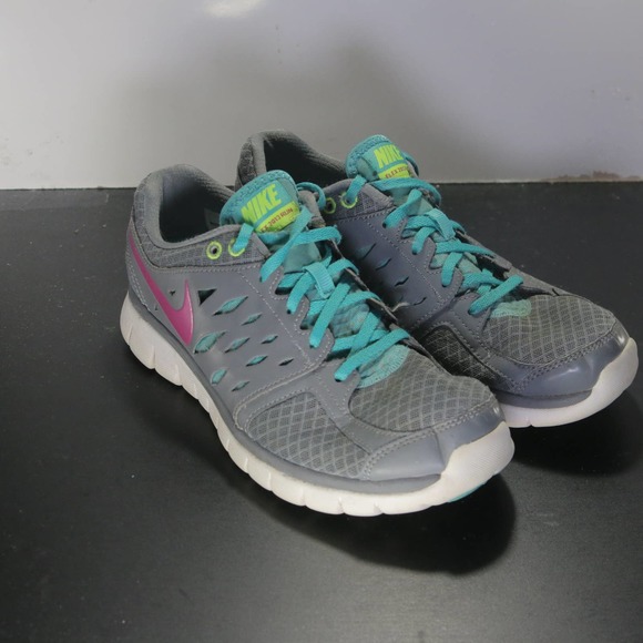 Nike Flex 2013 Run Low Size 9.5 Womens 006203 Gray Purple Running Sneakers Shoes - Picture 2 of 7